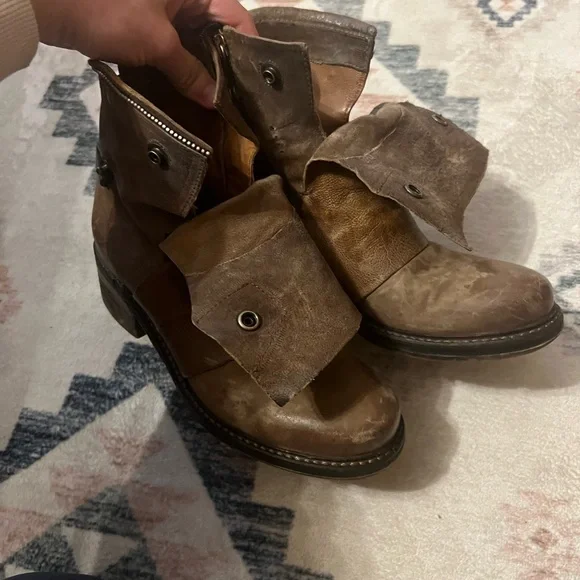 Brown Leather Ankle Boots - Picture 2 of 12